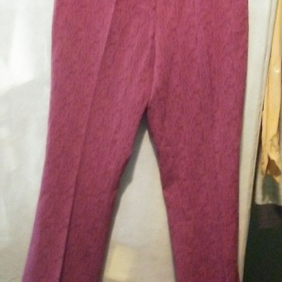 AUTHENTIC | THE ONLY WOMENS BVLGARI SUIT MADE - Picture 3 of 8